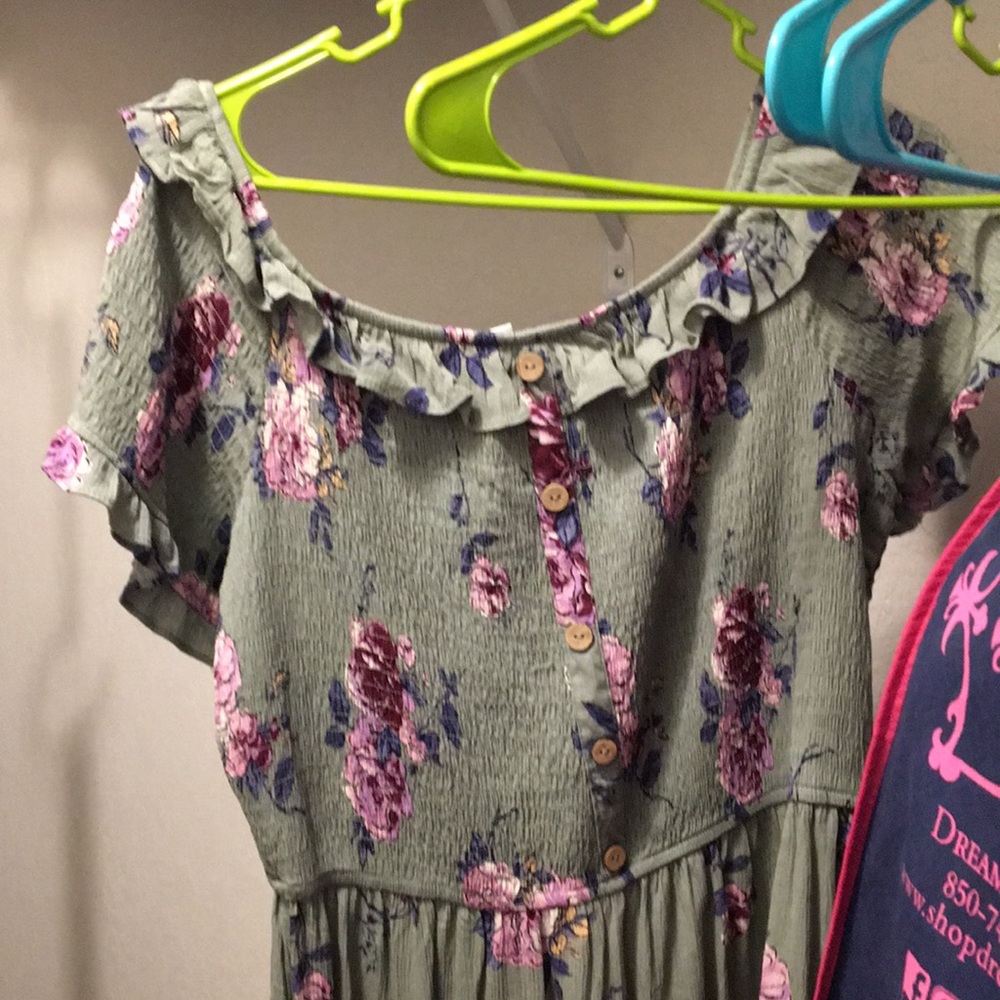 Short summer dress off the shoulder